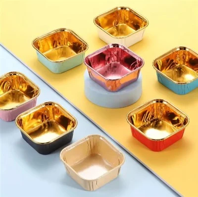 Quadratische Cupcake-Förmchen aus Aluminiumfolie