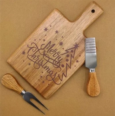 Käsebrett-Set aus Holz mit Käsewerkzeugen